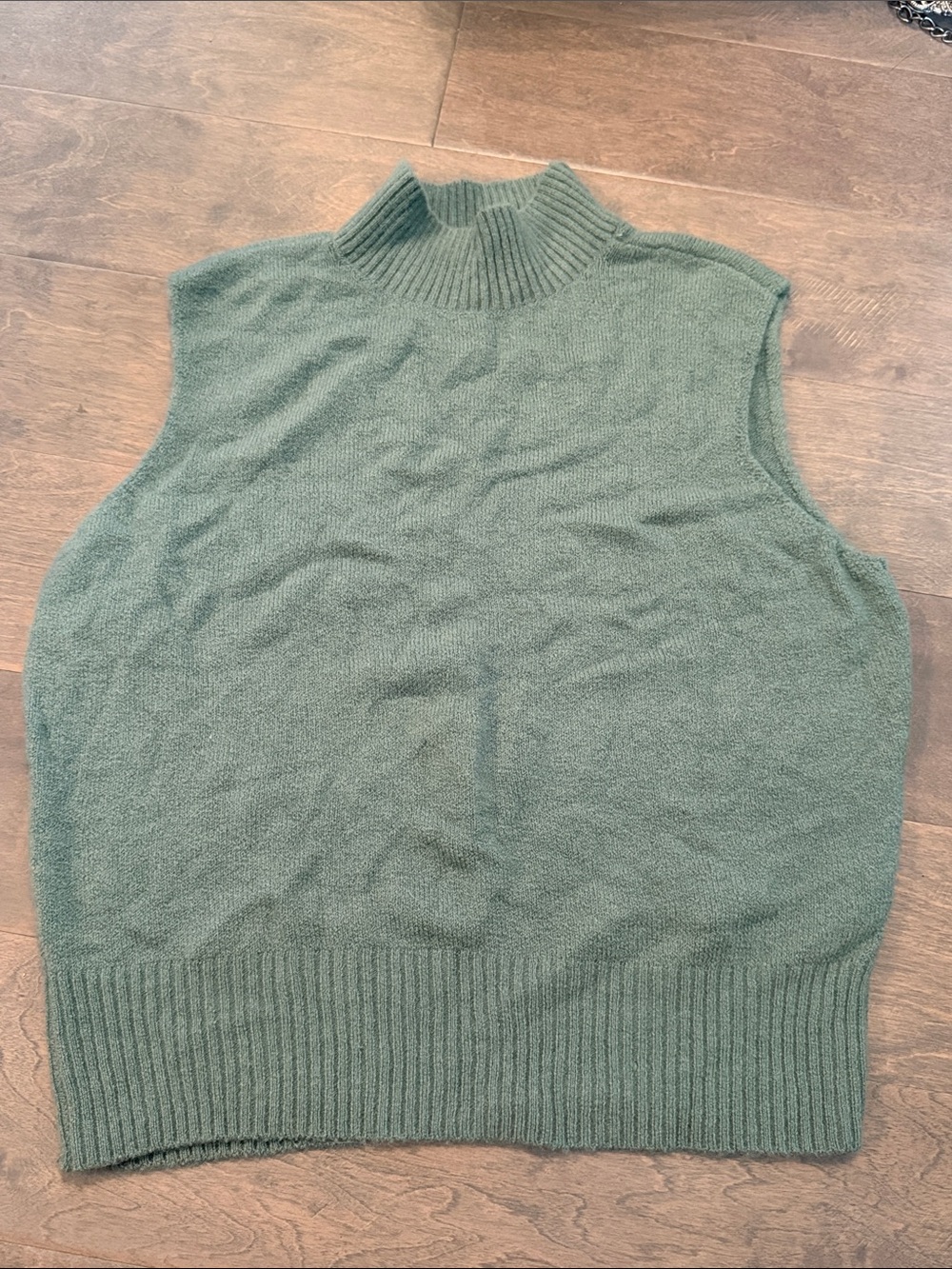 Abercrombie & Fitch Green Sleeveless Turtleneck Sweater Vest